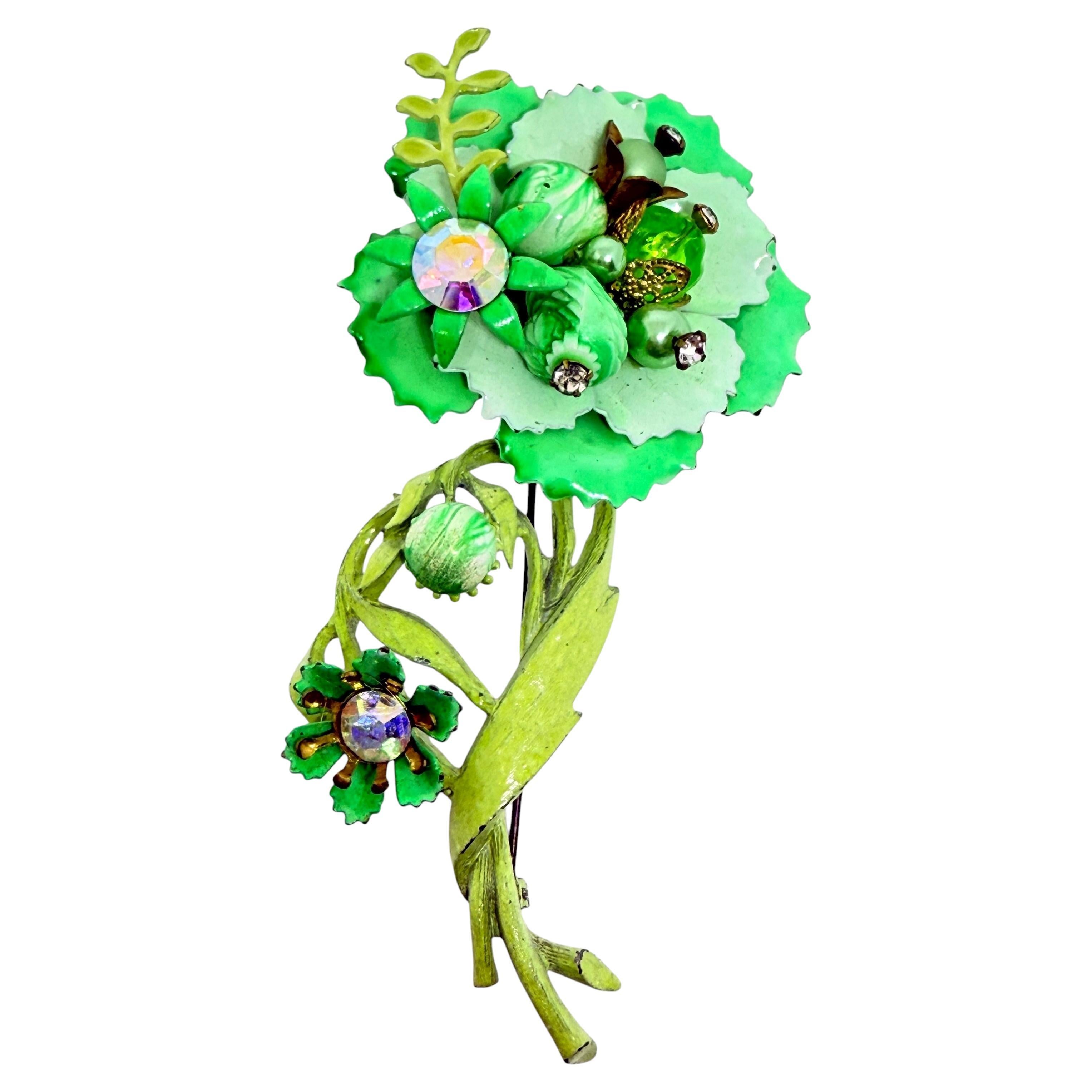 Spilla vintage in metallo dorato con perline di vetro e smalto a forma di fiore