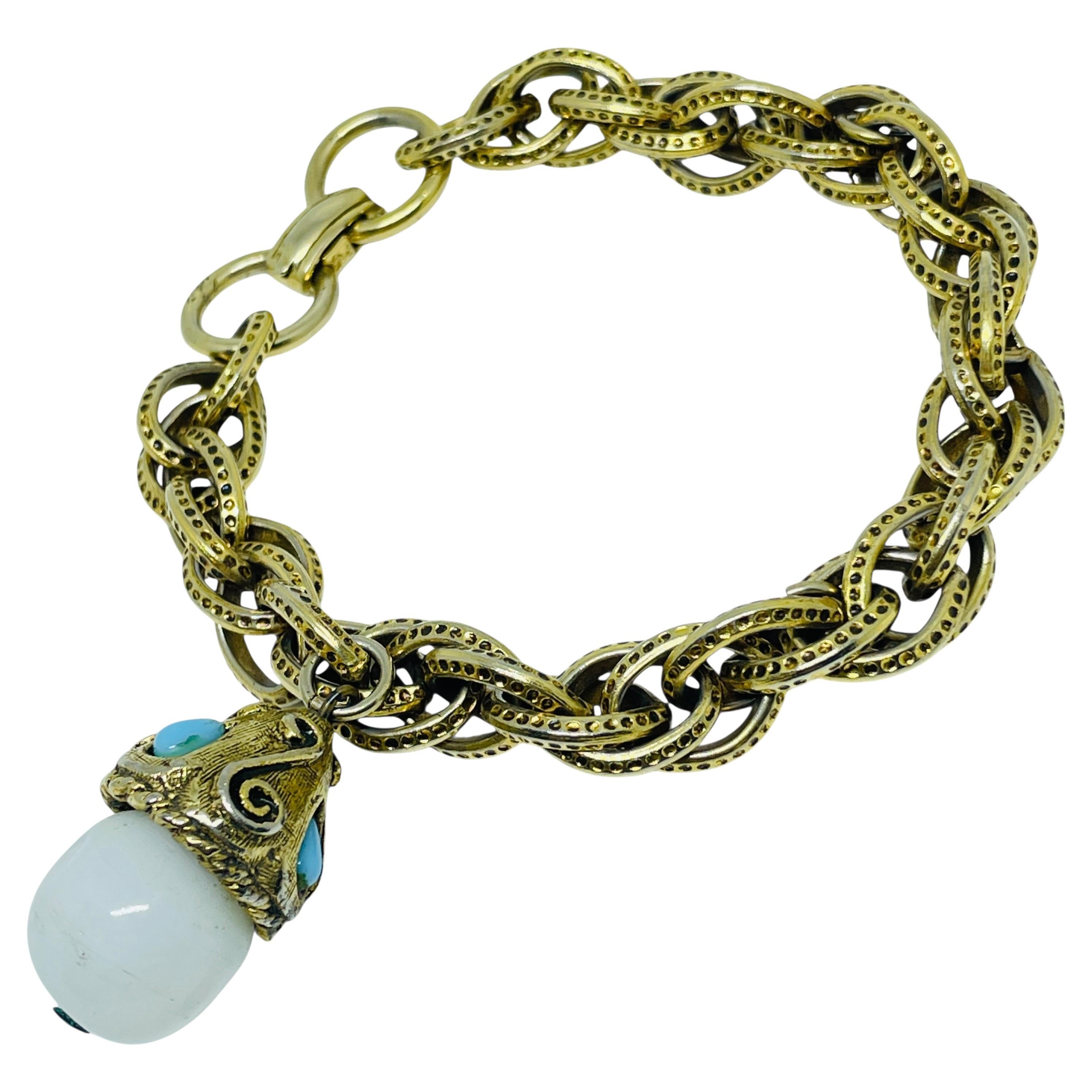 Braccialetto d
epoca con catena di charme in finto turchese in vetro lattiginoso