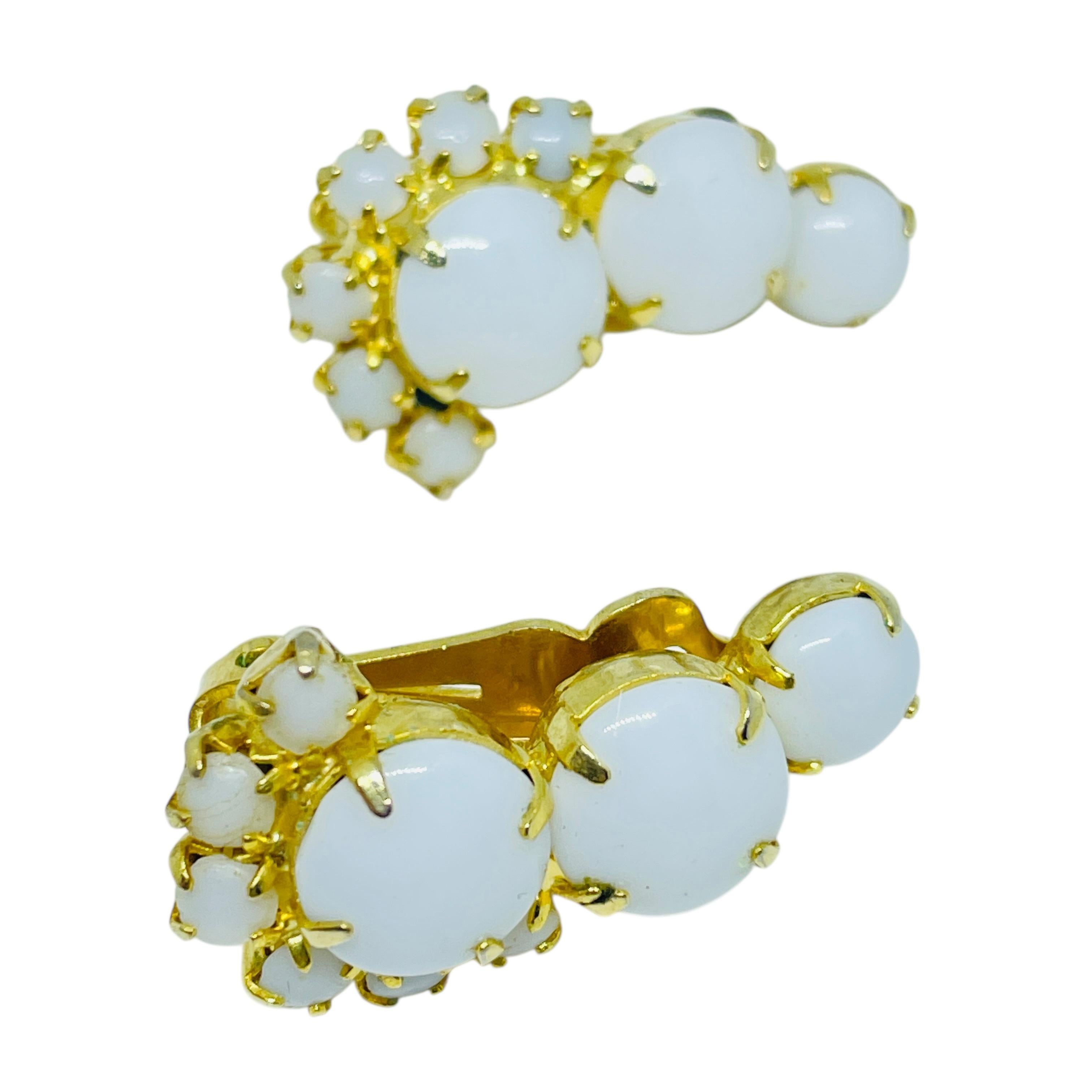 da uomo o donna Orecchini a clip d'epoca in vetro lattiginoso con strass di design in vendita