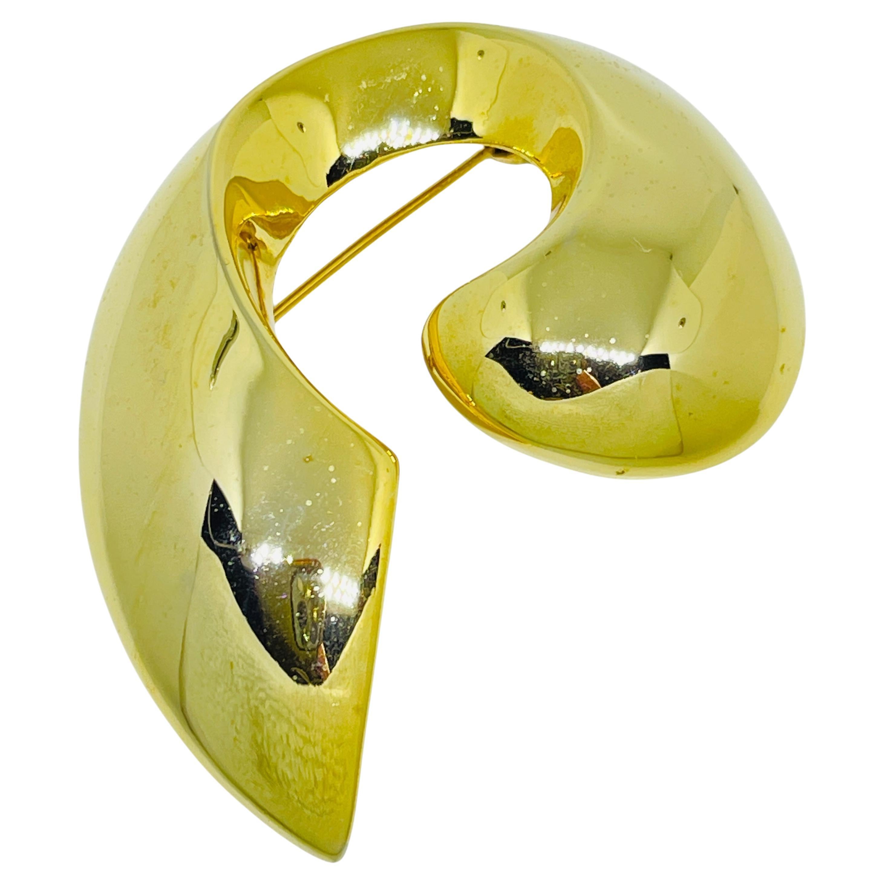 Modernistische Designer-Brosche im Vintage-Goldton