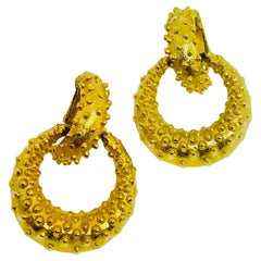 Vintage gold tone modernist door knocker designer clip on earrings