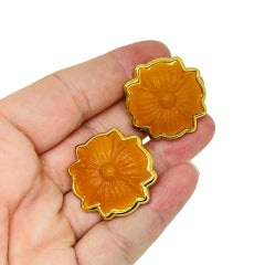 Vintage gold tone molded flower glass designer clip on earrings