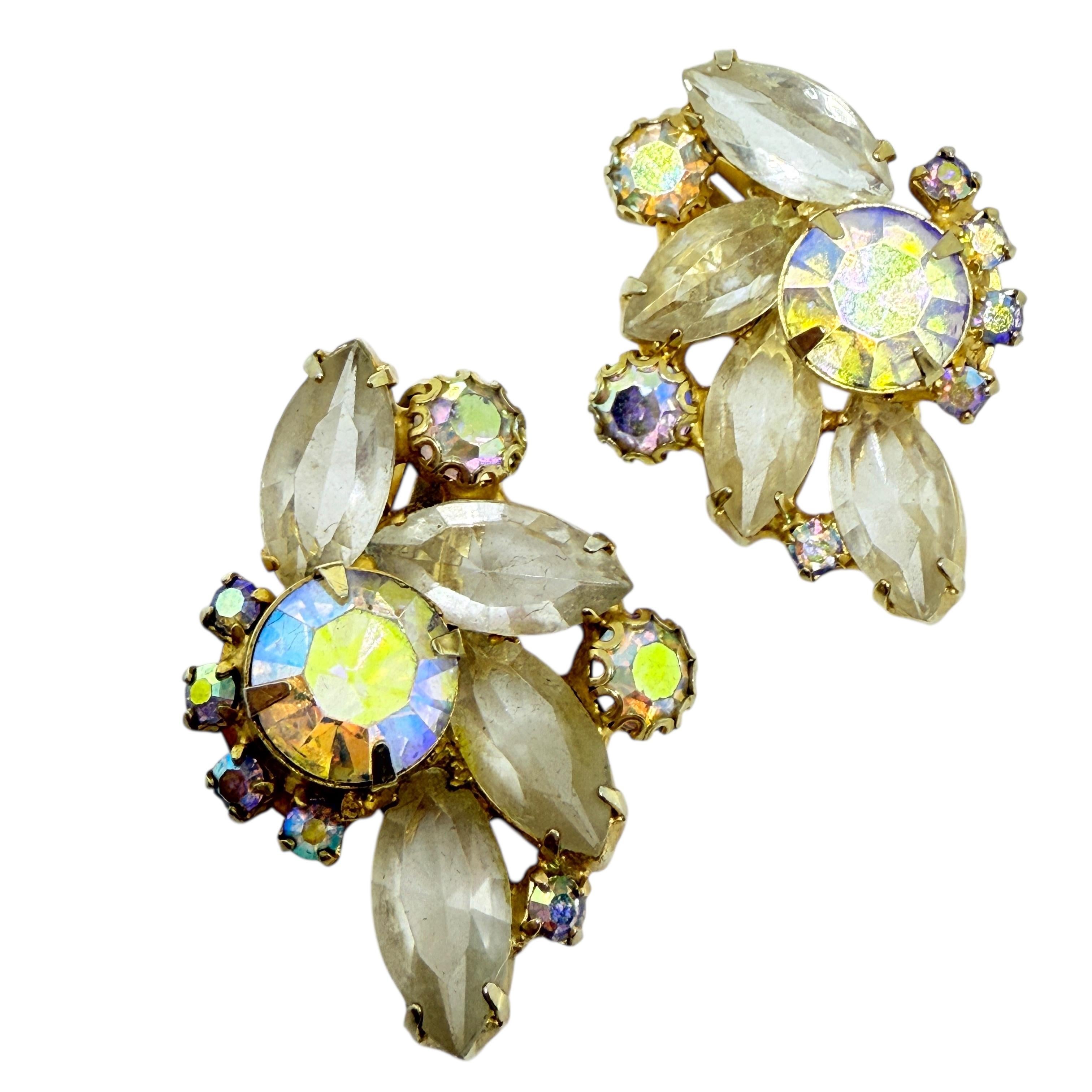 Women's or Men's Vintage gold tone navette glass designer clip on earrings For Sale