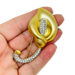 Spilla vintage in oro con pave di strass e fiori di design