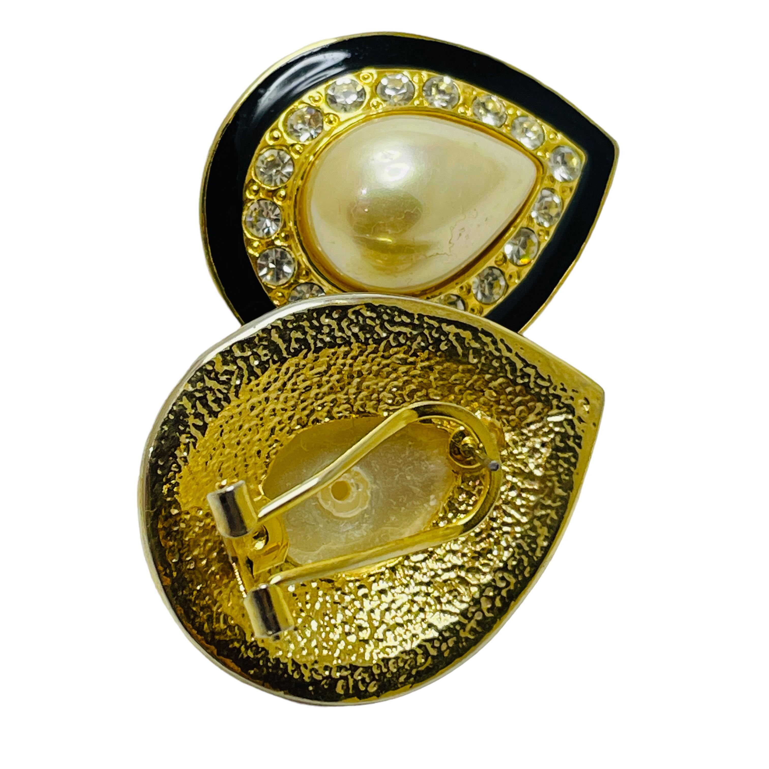 Pendientes de pasarela de diseño vintage en tono dorado con perlas y esmalte de strass en Bueno estado para la venta en Palos Hills, IL