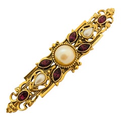 Vintage gold tone pearl rhinestones designer brooch