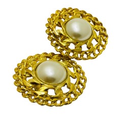 Boucles d'oreilles vintage à clip en perles dorées