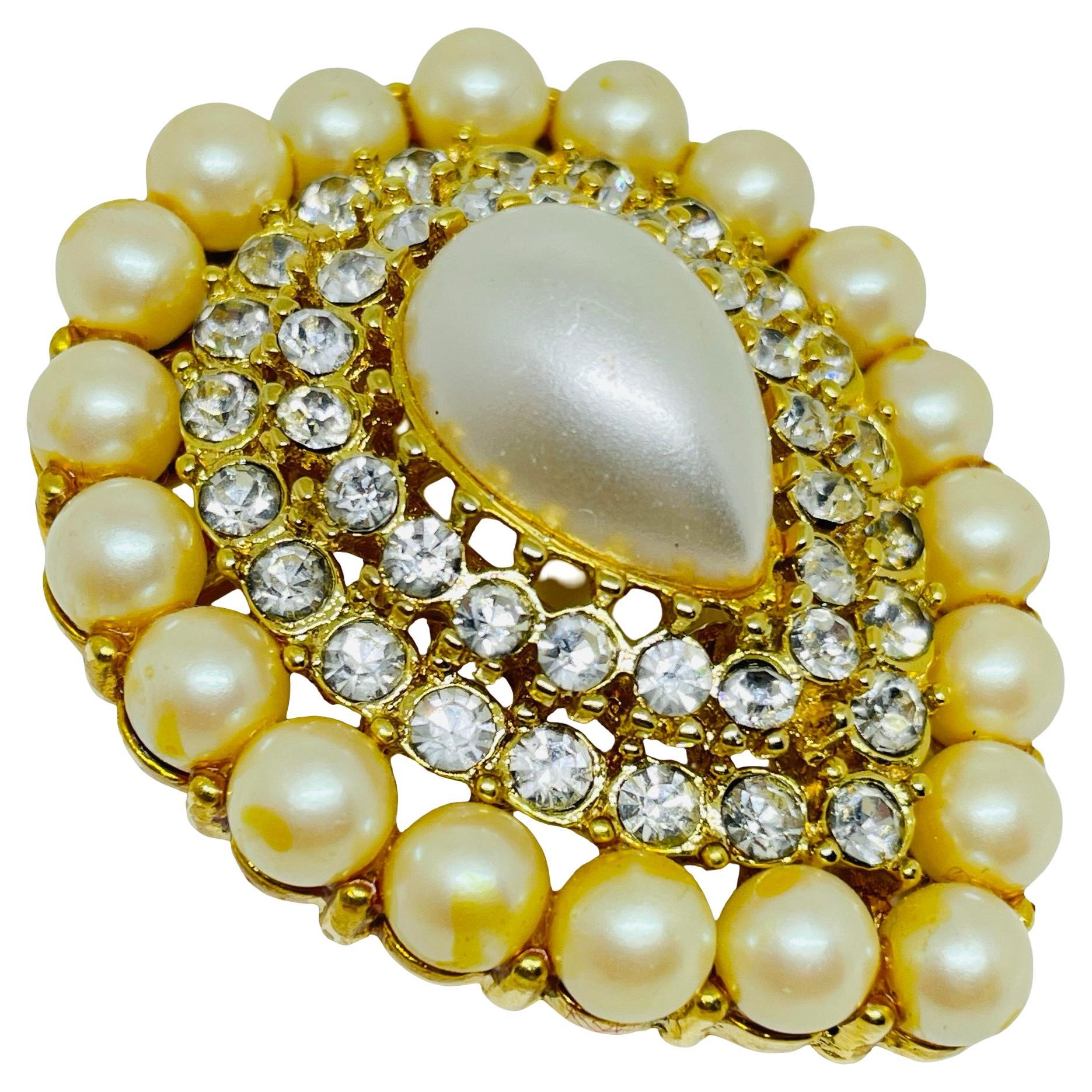 Vintage gold tone pearls rhinestone massive designer brooch For Sale
