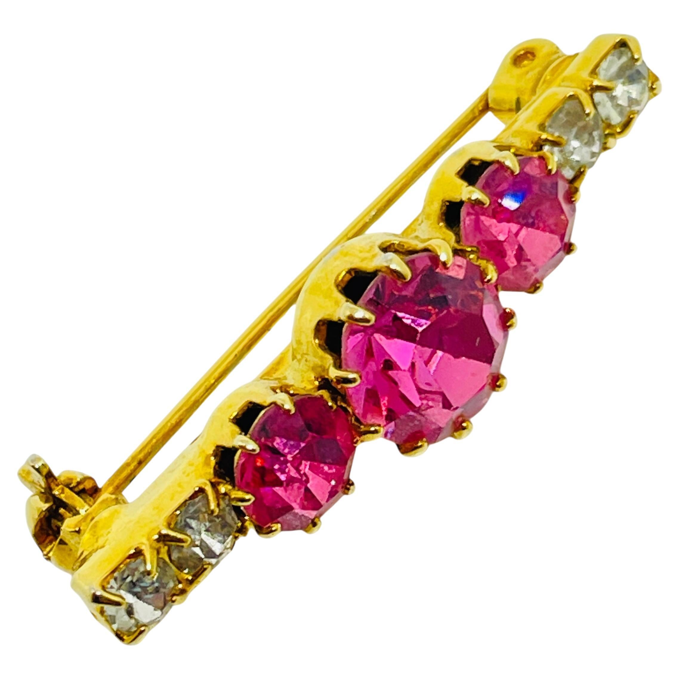 Spilla a barretta in vetro rosa dorato vintage