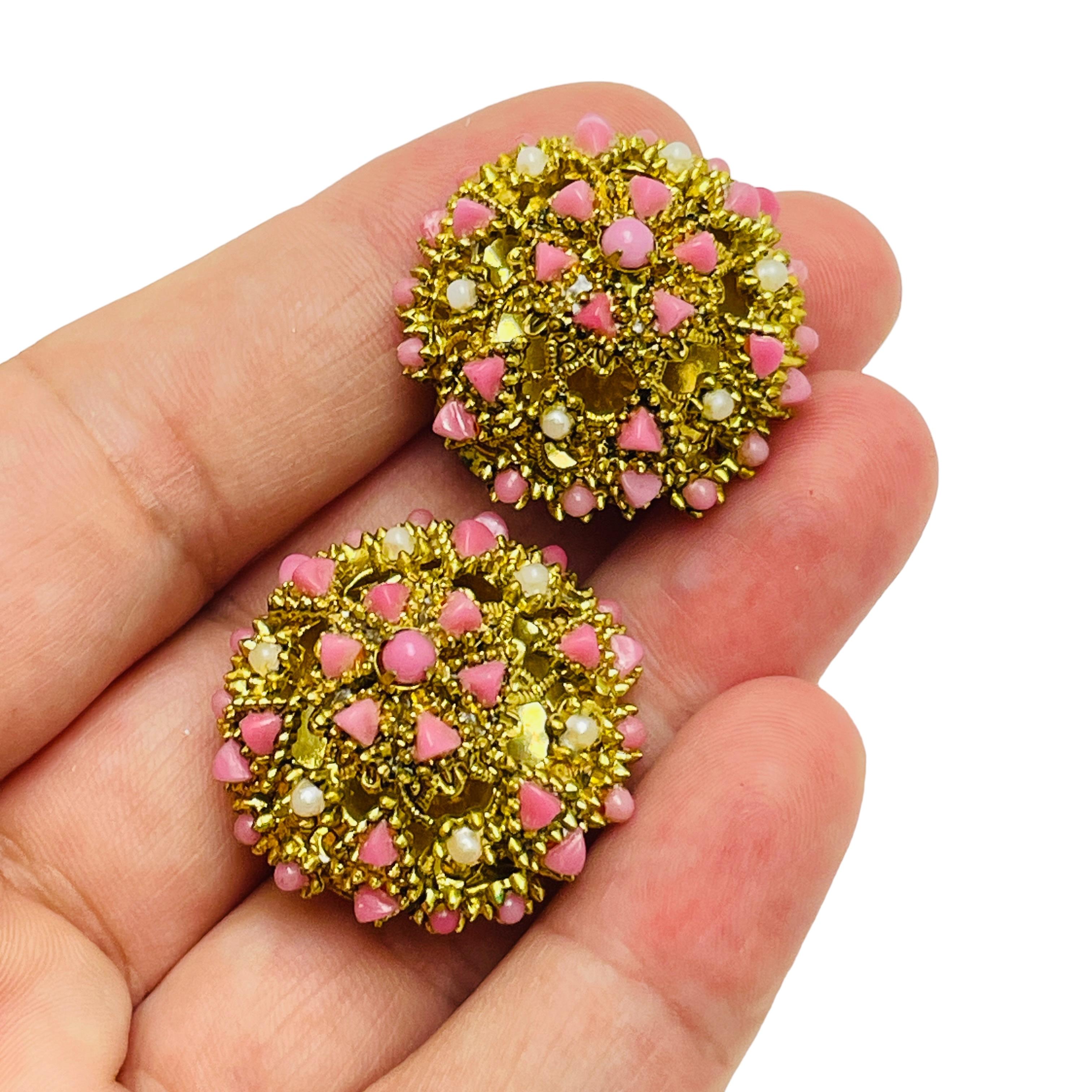 Vintage Goldton rosa Perle Designer Clip auf Ohrringe Damen im Angebot