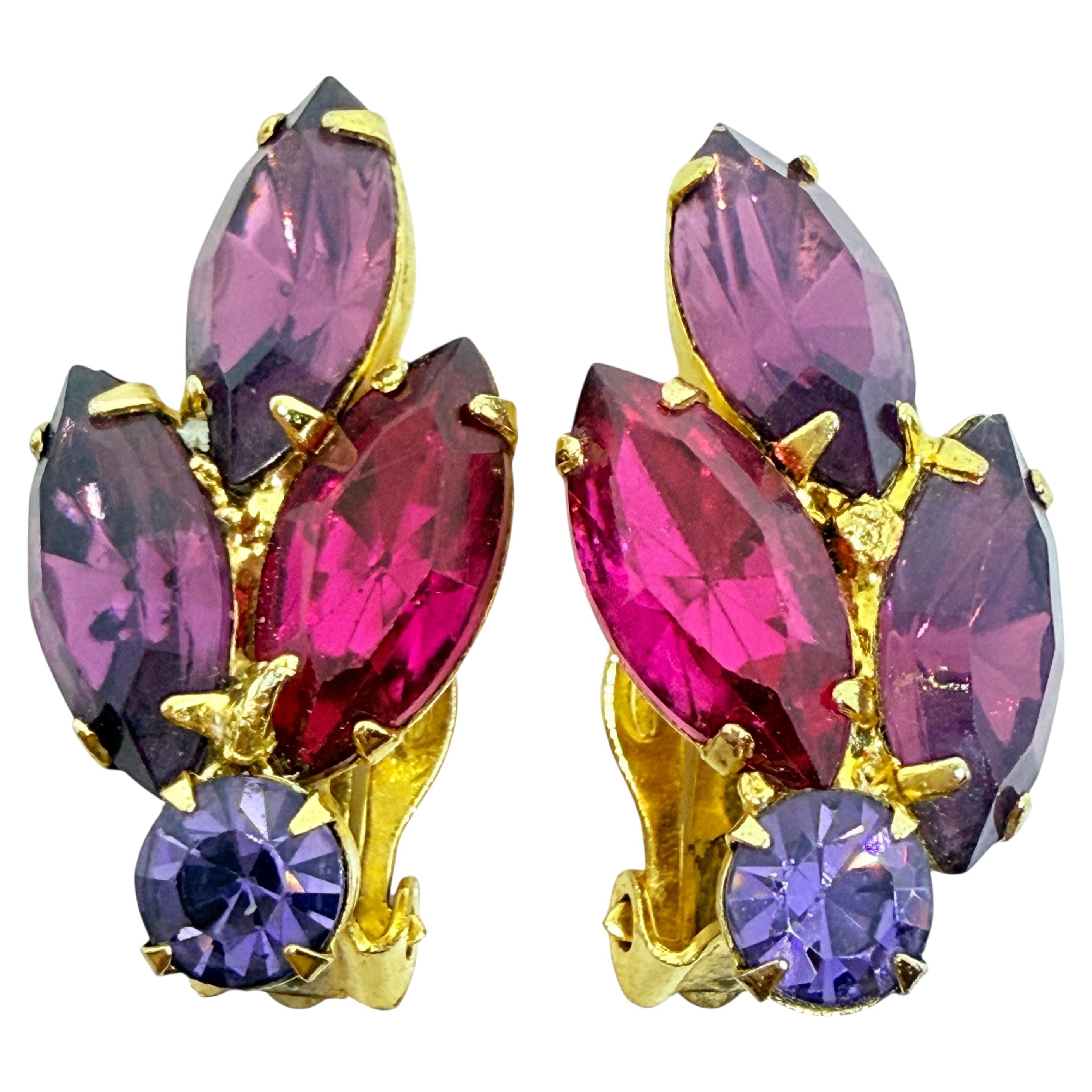 Orecchini a clip vintage in vetro rosa-viola, tonalità oro, di design