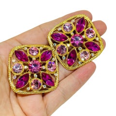 Vintage goldfarbene rosa Strasssteine massiv Designer Clip-Ohrringe