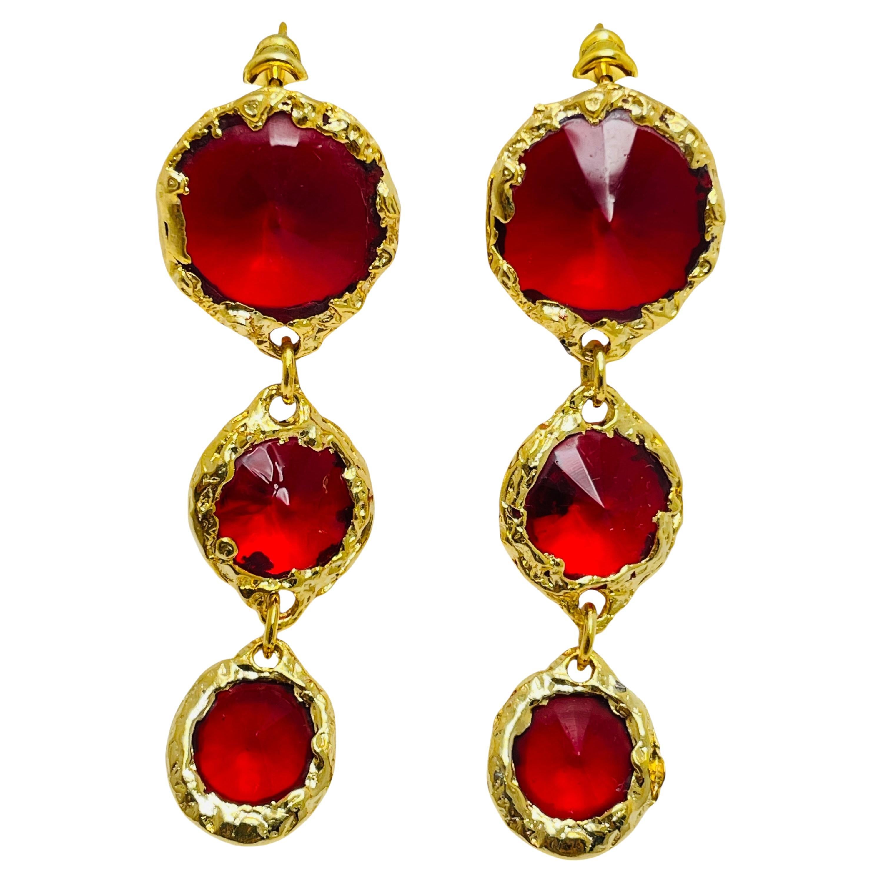 Pendientes colgantes vintage de cristal rojo dorado de diseño
