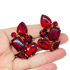 Vintage Gold Ton rot Harz Strass Designer Clip auf Ohrringe