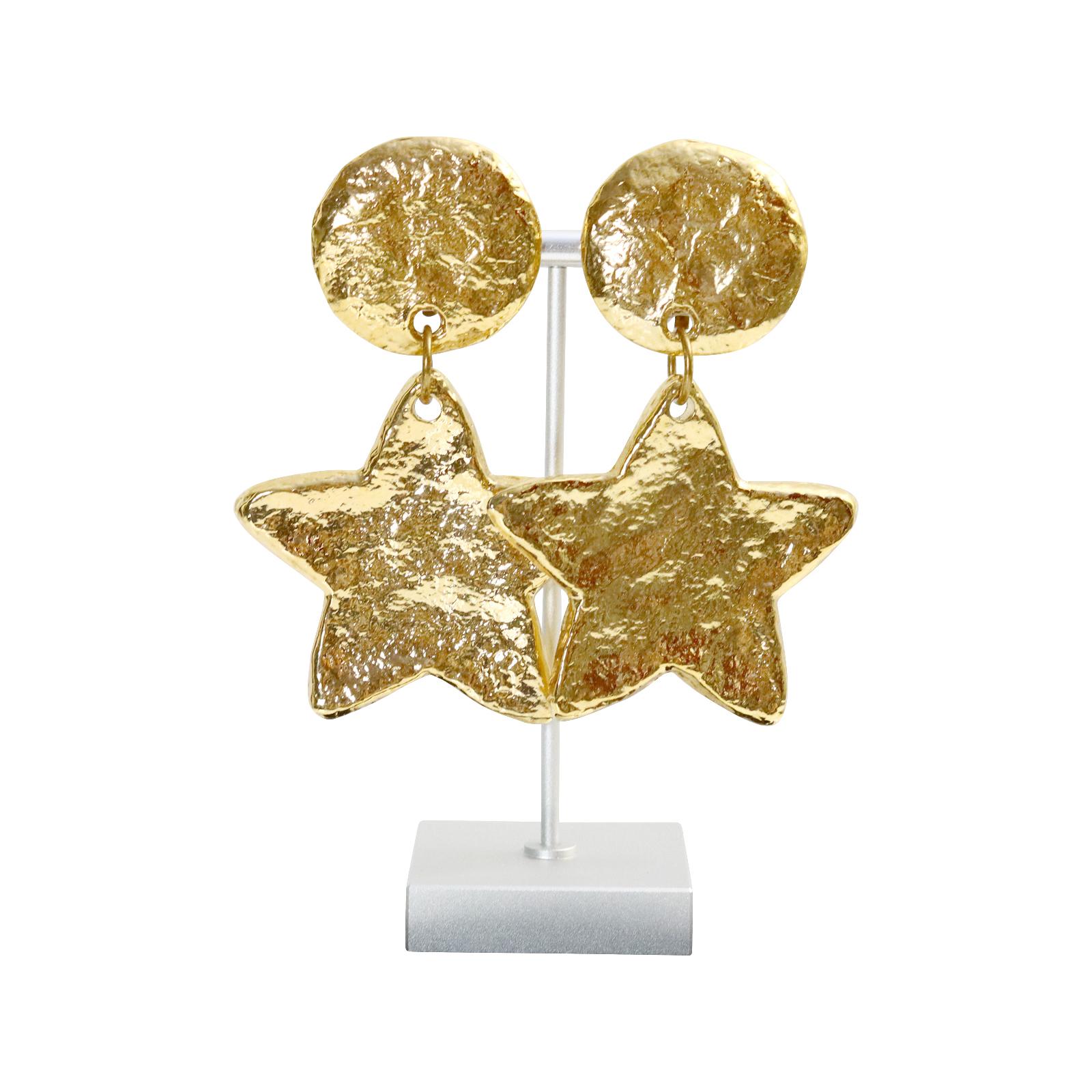 Vintage Gold Tone Resin Dangling Star Earrings For Sale 1