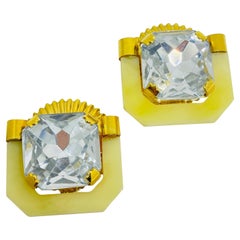 Boucles d
oreilles à clip européennes vintage en résine dorée et en verre