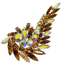 Broche vintage en strass doré