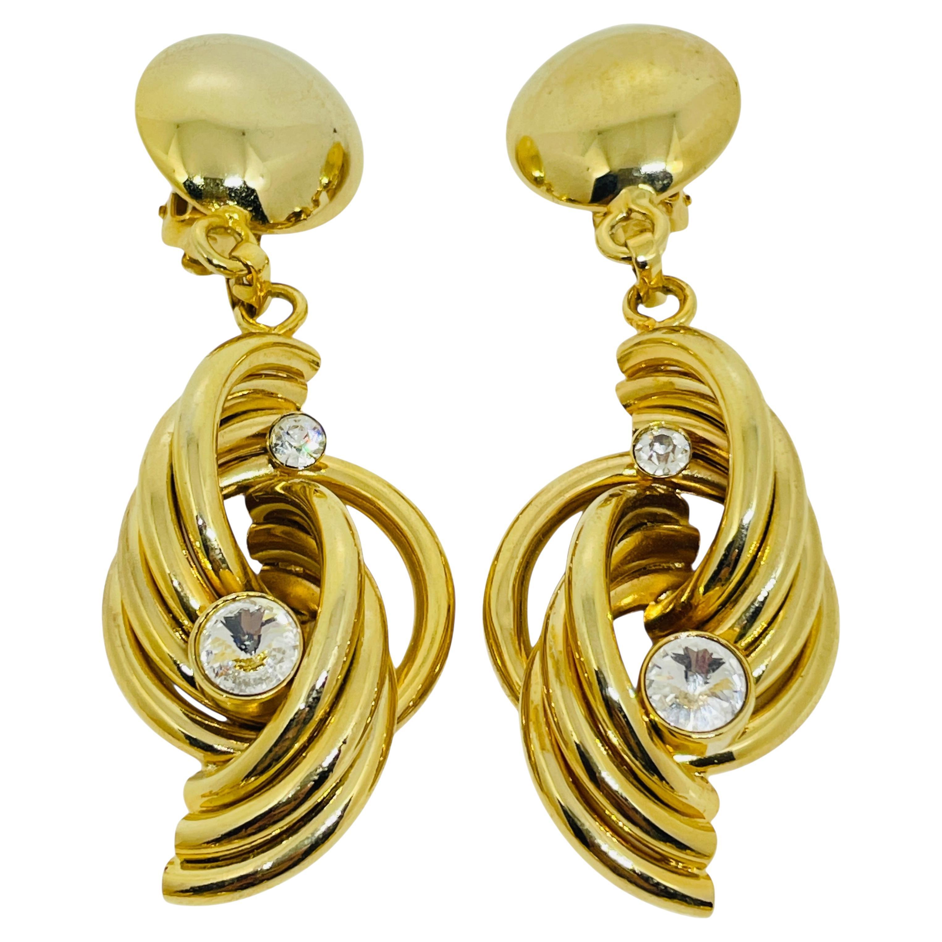 Vintage gold tone rhinestone massive 80
s designer clip on dangle earrings