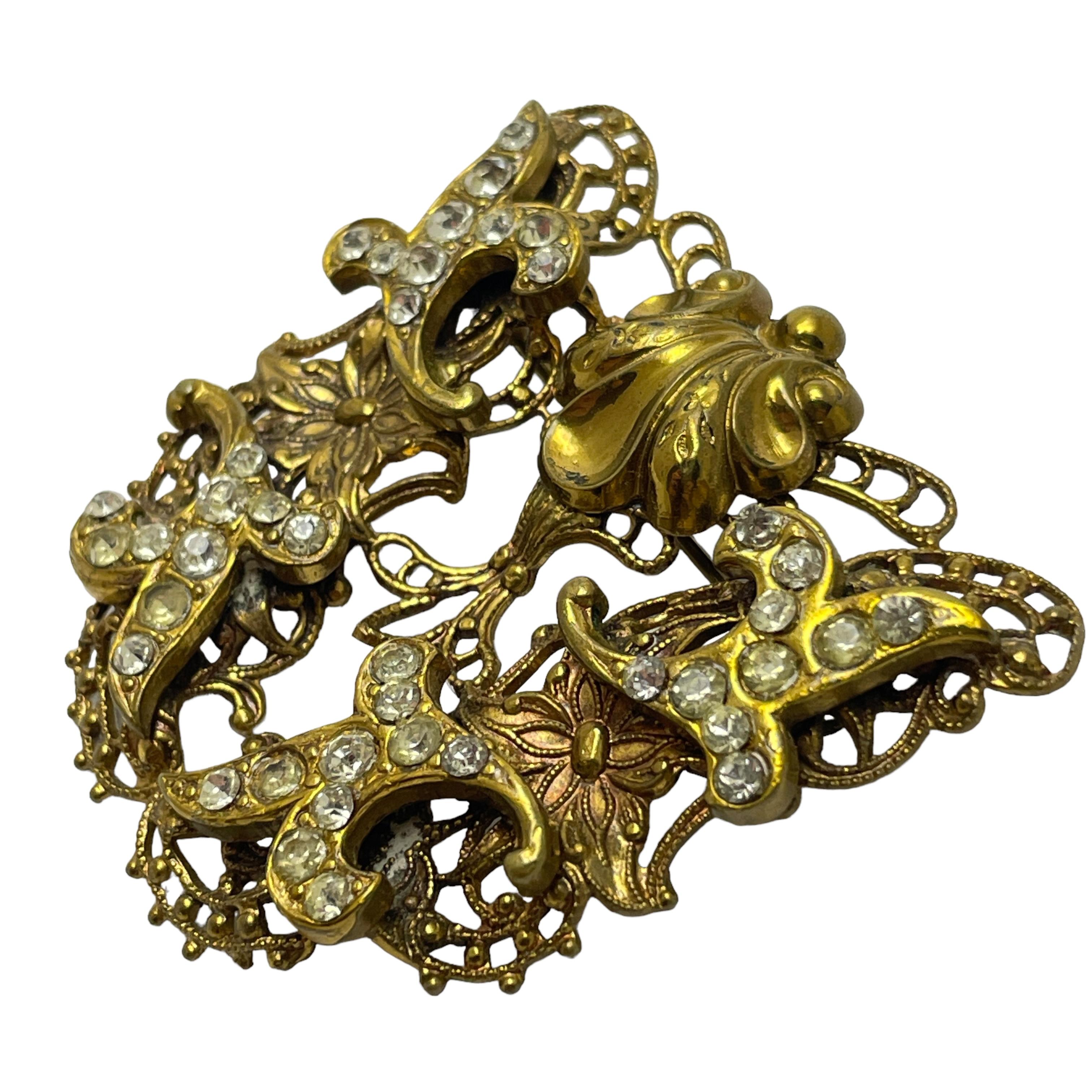 Women's or Men's Vintage gold tone rhinestone old brooch For Sale