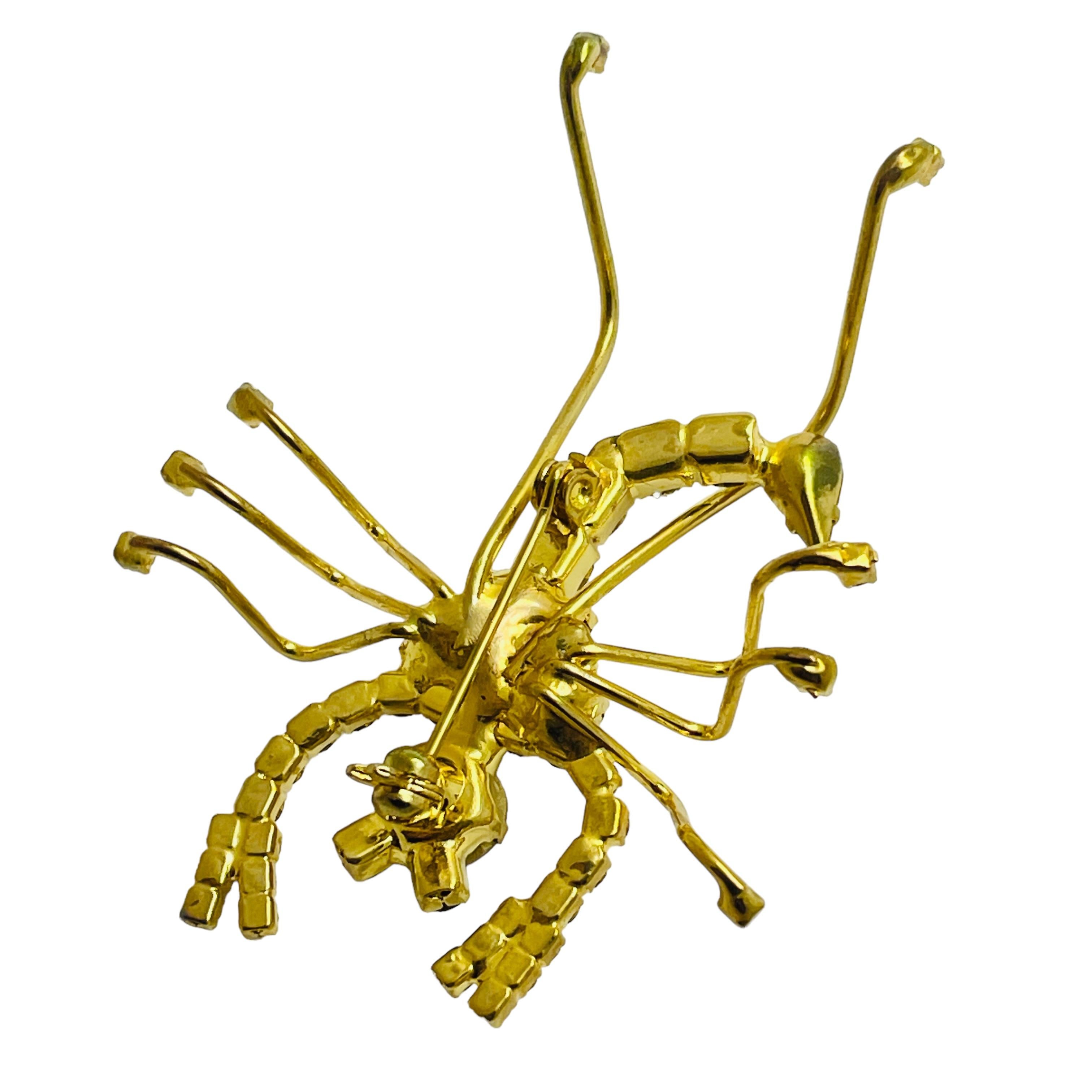 Vintage gold tone rhinestone scorpion designer brooch In Good Condition For Sale In Palos Hills, IL