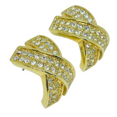 Vintage gold tone rhinestone stud earrings