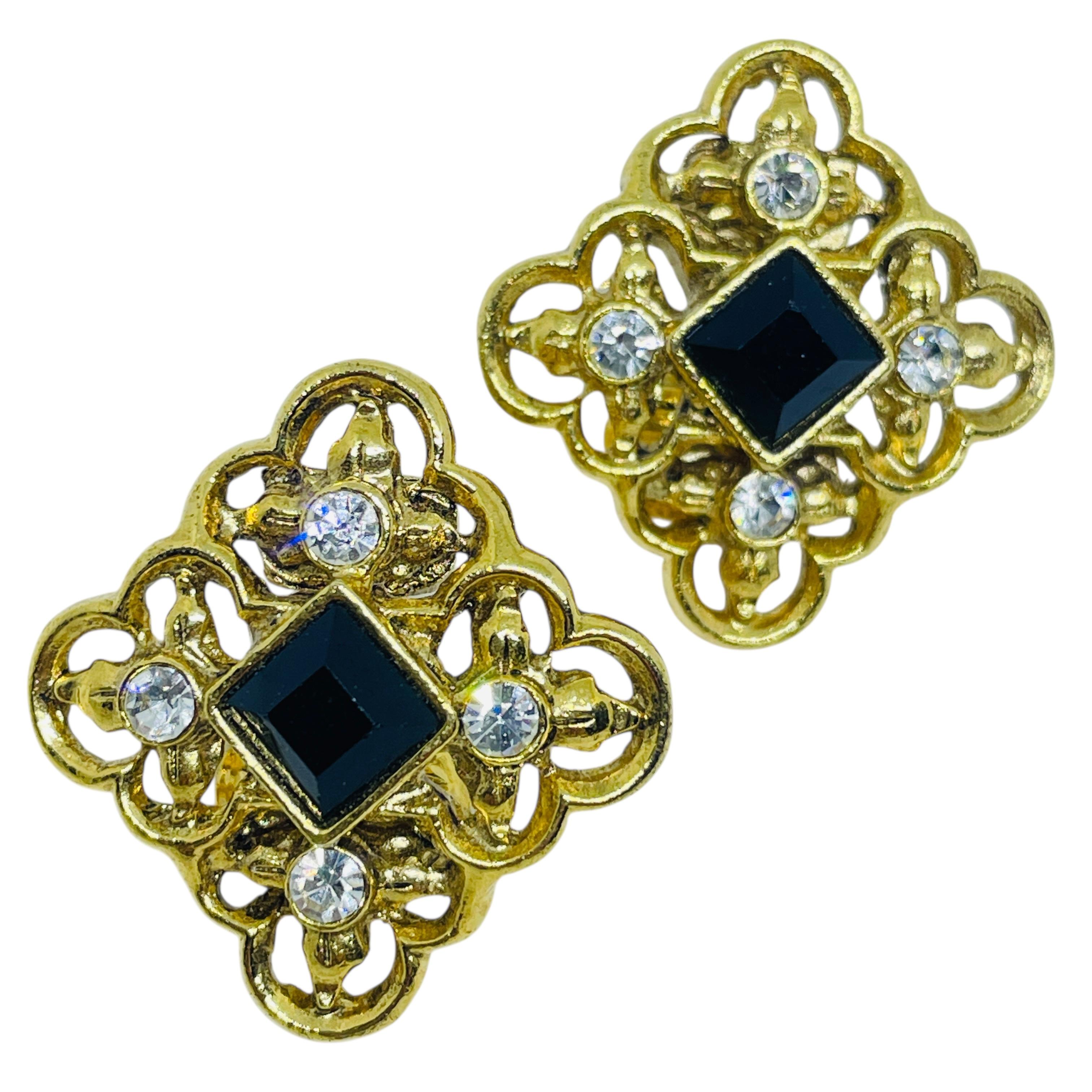 Vintage gold tone rhinestones 80's designer clip on earrings For Sale 1