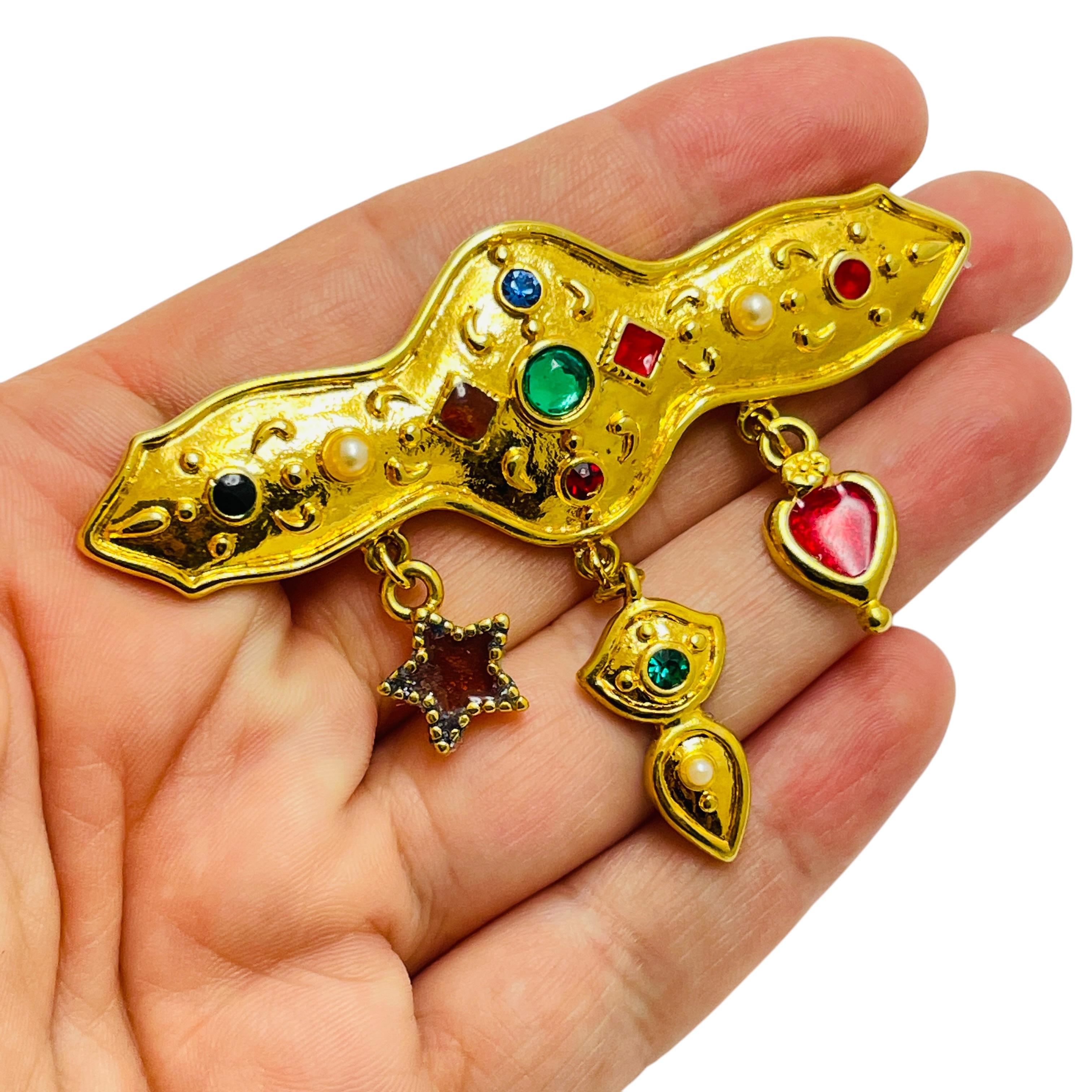 De las mujeres Broche de diseño vintage de pedrería etrusca colgante en tono dorado en venta