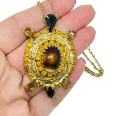 Vintage gold tone rhinestones glass turtle pendant necklace