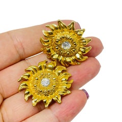 Vintage gold tone rhinestones sunflower designer 80's post earrings