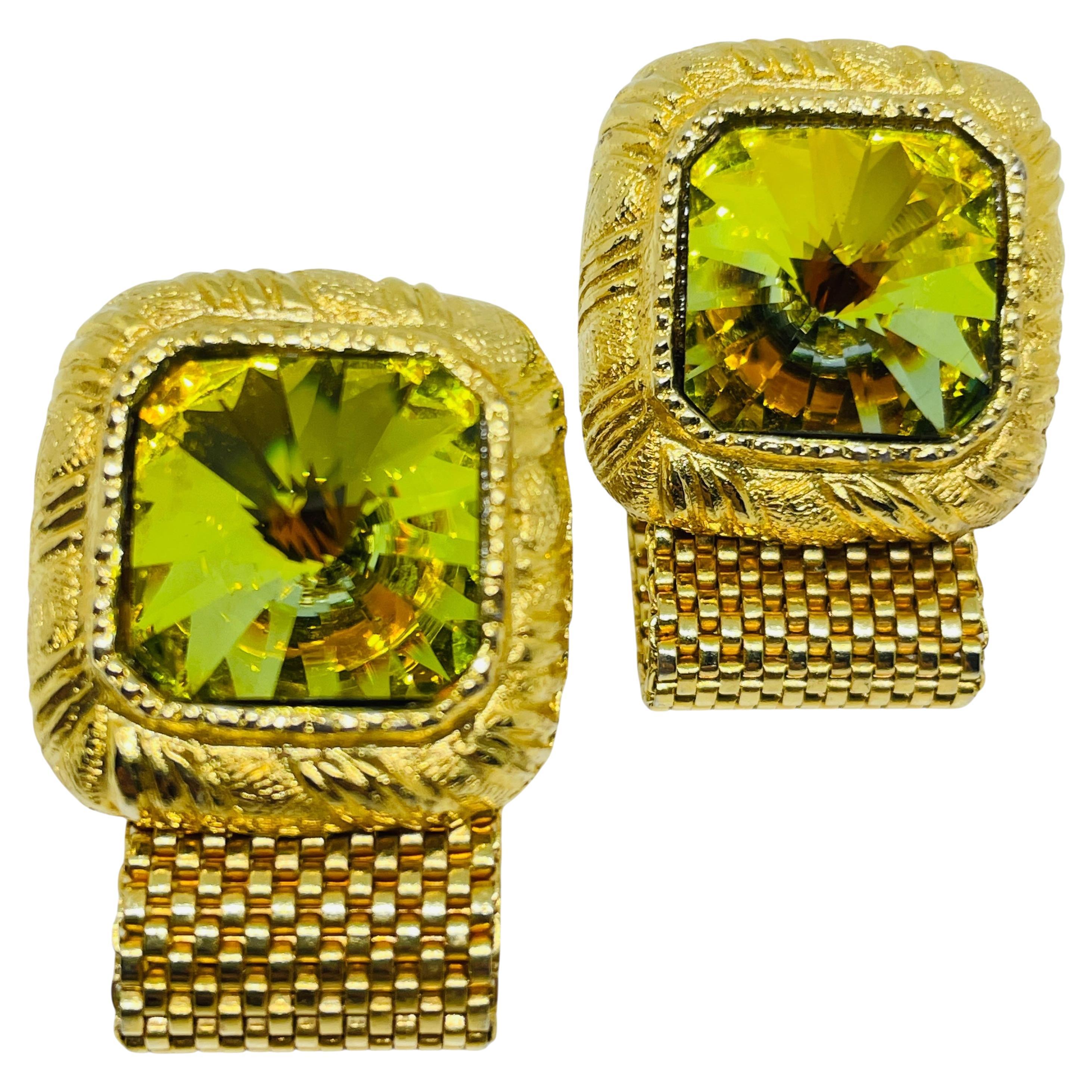 Gemelli da polso d
epoca in vetro d
anguria di rivoli in tonalità oro