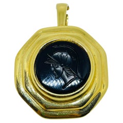 Vintage gold tone Roman glass onyx intaglio designer enhancer pendant