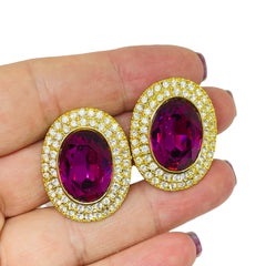 Vintage gold tone ruby pink glass jewel mogul designer clip on earrings