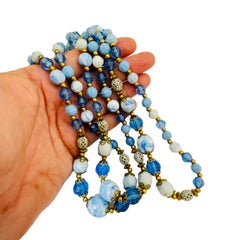 Collana d'epoca in vetro artistico con perline in tonalità oro, blu zaffiro e bianco latte