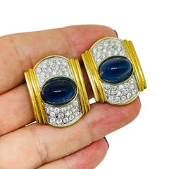 Vintage gold tone sapphire glass jewel mogul designer clip on earrings