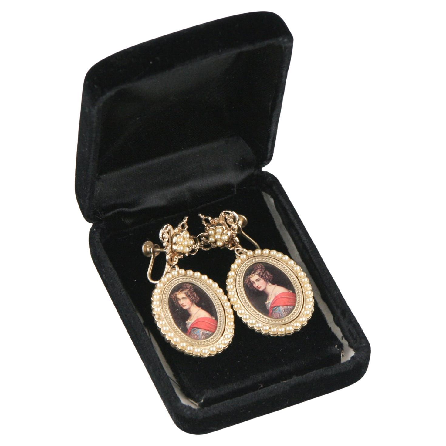 Vintage Gold-Tone Screwback Non-Pierced "Photo Brooch" Earrings For Sale