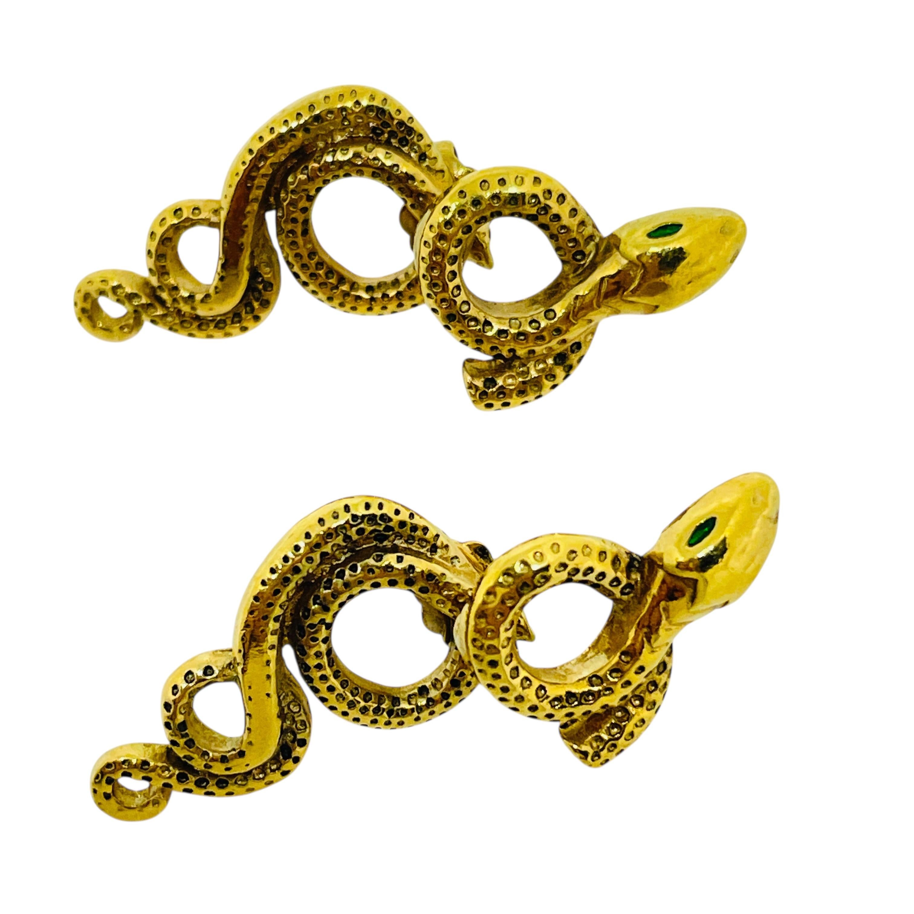Vintage gold tone signed V pink snake emerald crystal eyes designer earrings For Sale 1