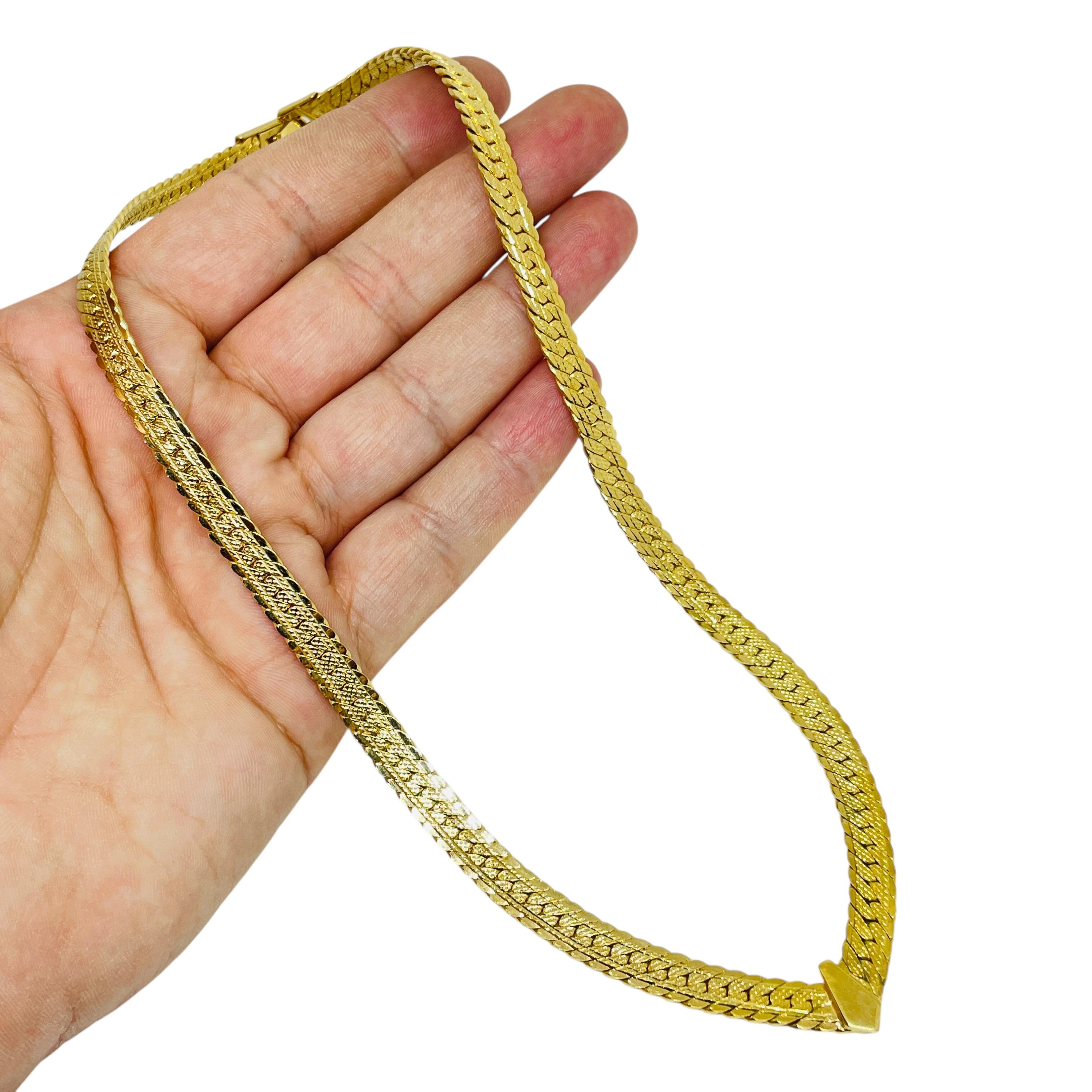 Collana vintage con catena a serpente in tono dorato in vendita 2