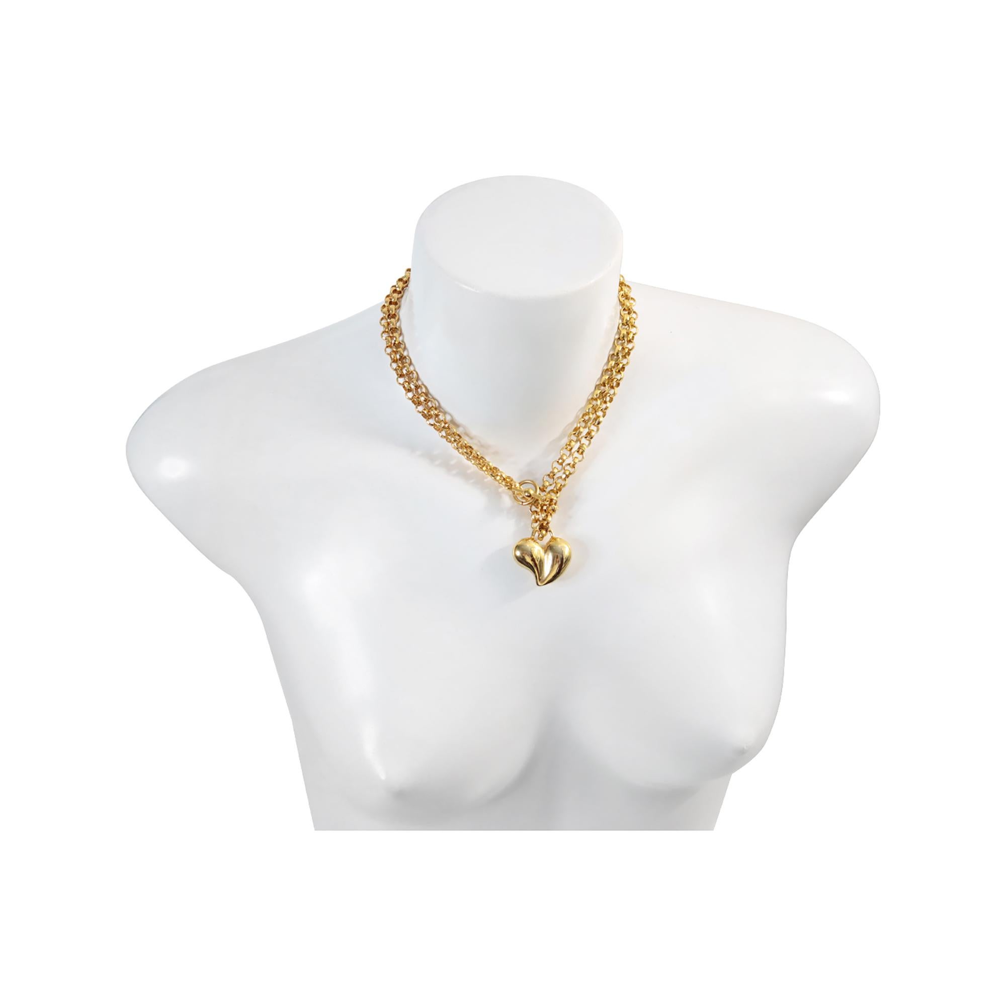 Vintage Gold Tone Solid Heart on Link Toggle Chain Necklace Circa 1980s For Sale 5