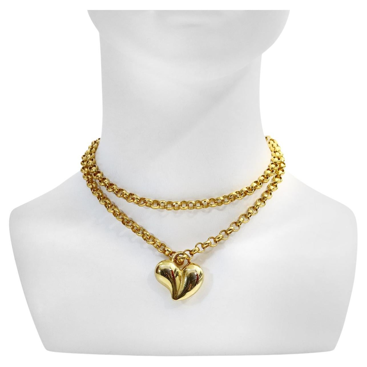Vintage Gold Tone Solid Heart on Link Toggle Chain Necklace. 35