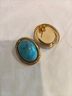 Vintage gold tone with turquoise Stone earrings