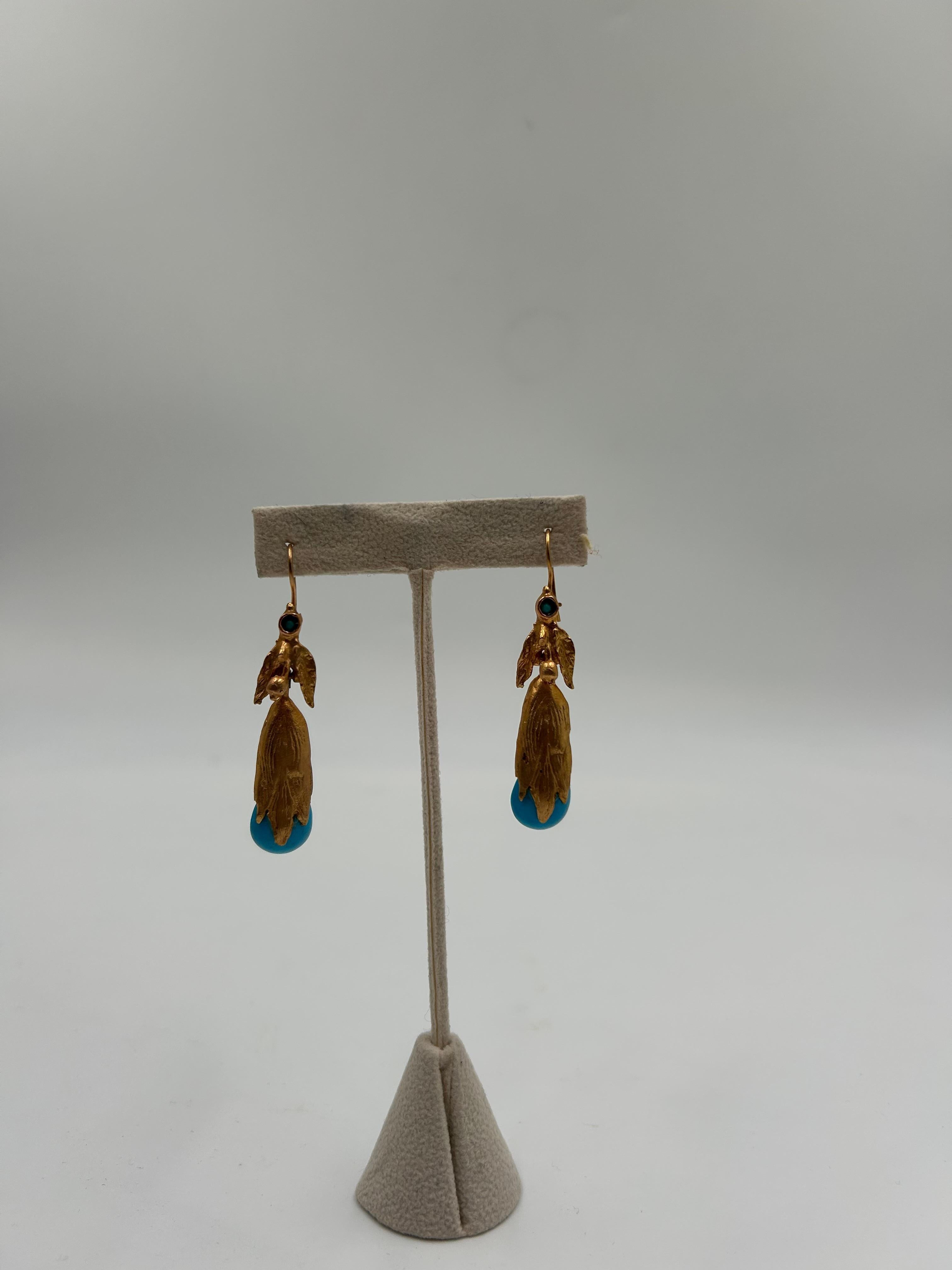 Vintage Gold-Toned Brass Floral Drop Earrings In Good Condition For Sale In Palm Beach, FL