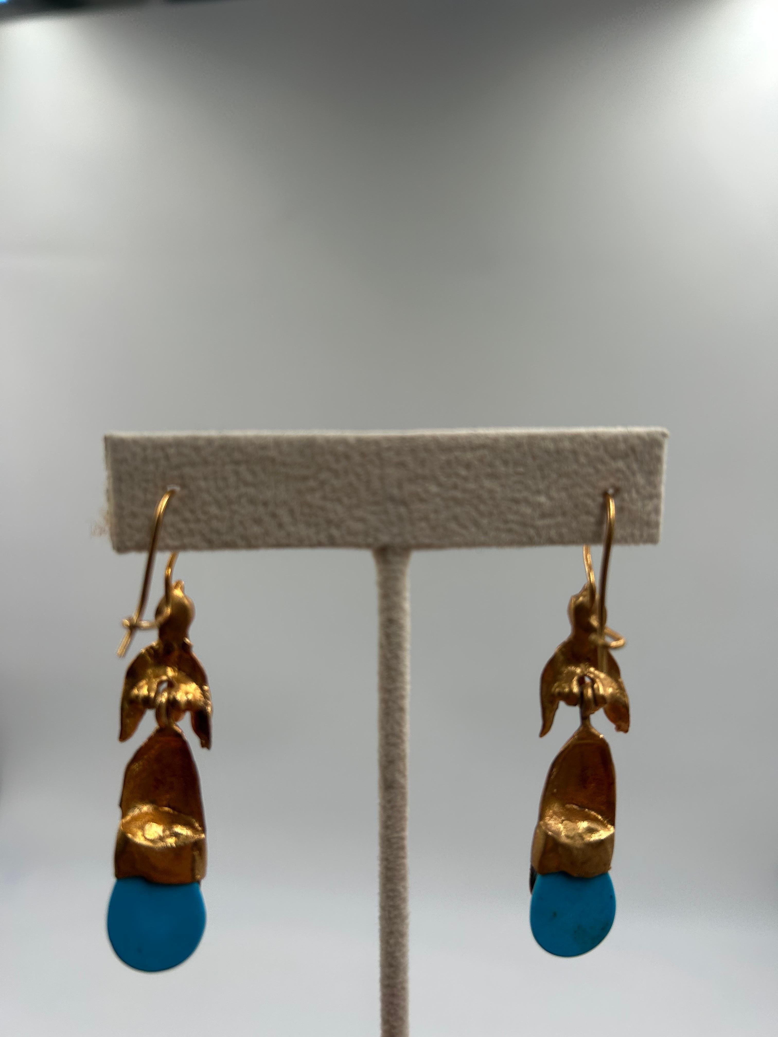 Vintage Gold-Toned Brass Floral Drop Earrings For Sale 2