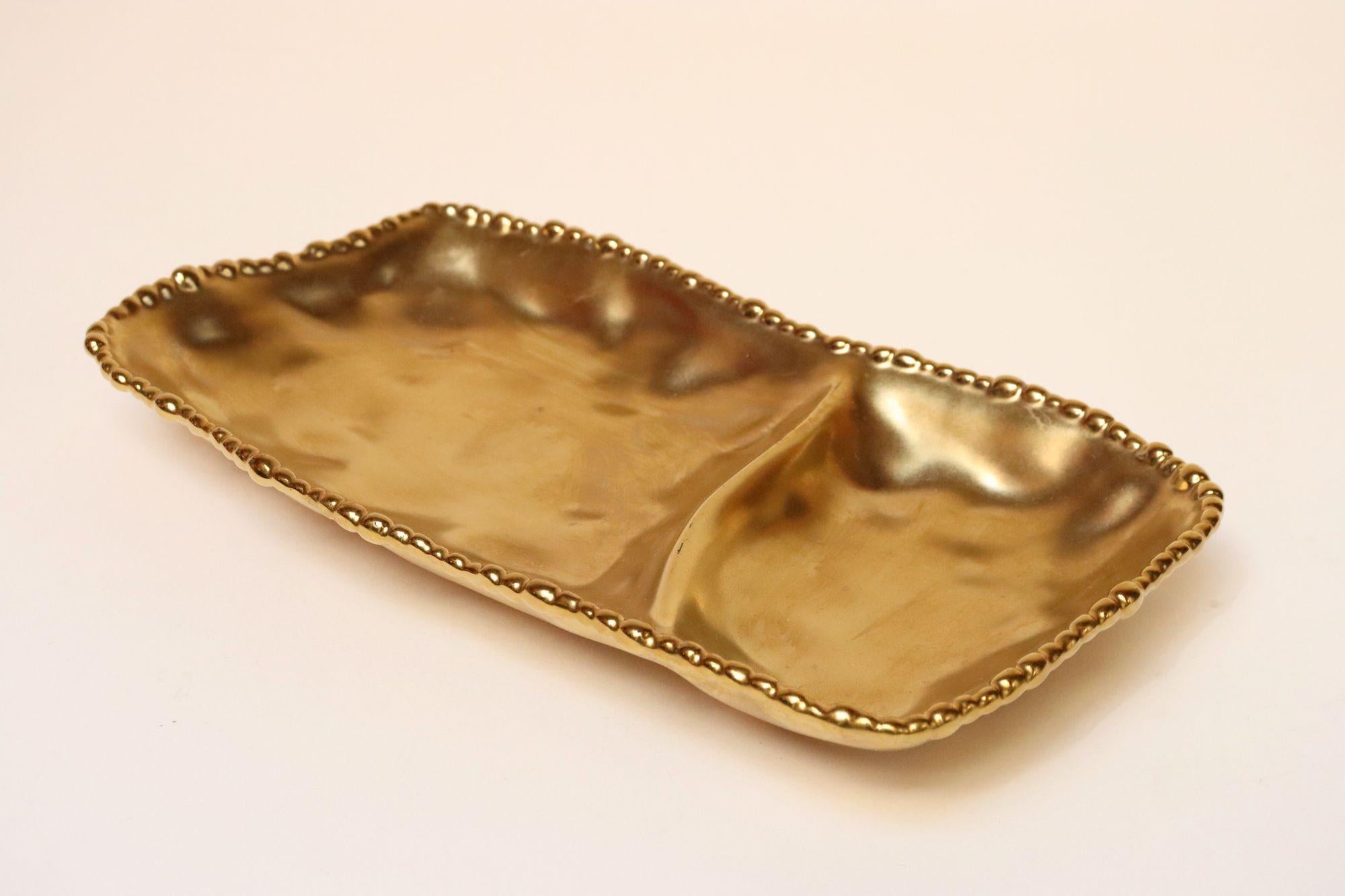 Vintage Gold Toned Porzellan geteilt Servierplatte im Zustand „Gut“ im Angebot in Brooklyn, NY