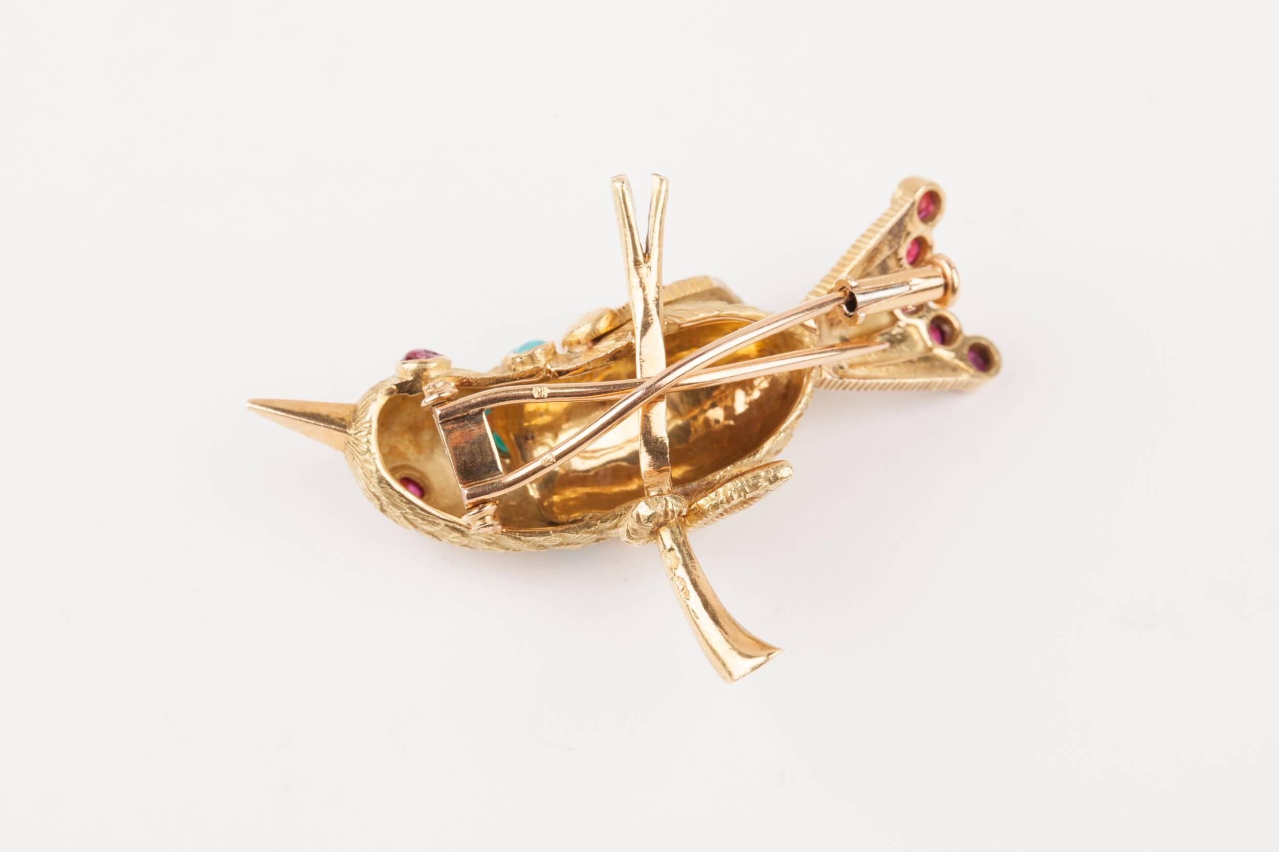 Vintage Gold Turquoise and Rubies French Bird Brooch In Good Condition In Saint-Ouen, FR