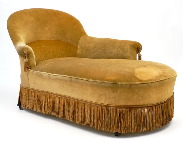 Vintage Gold Velvet Chaise Lounge at 1stDibs | vintage chaise lounge, retro  chaise lounge, vintage velvet chaise lounge