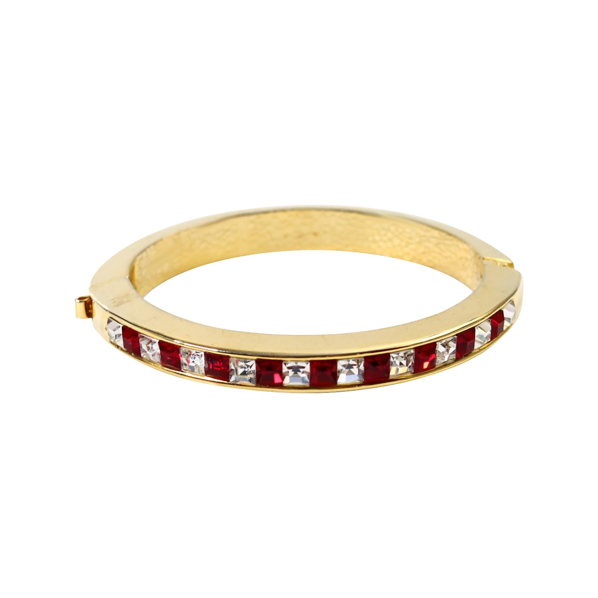 Pulsera vintage de oro con cristal rojo y transparente Circa años 80 en Bueno estado para la venta en New York, NY
