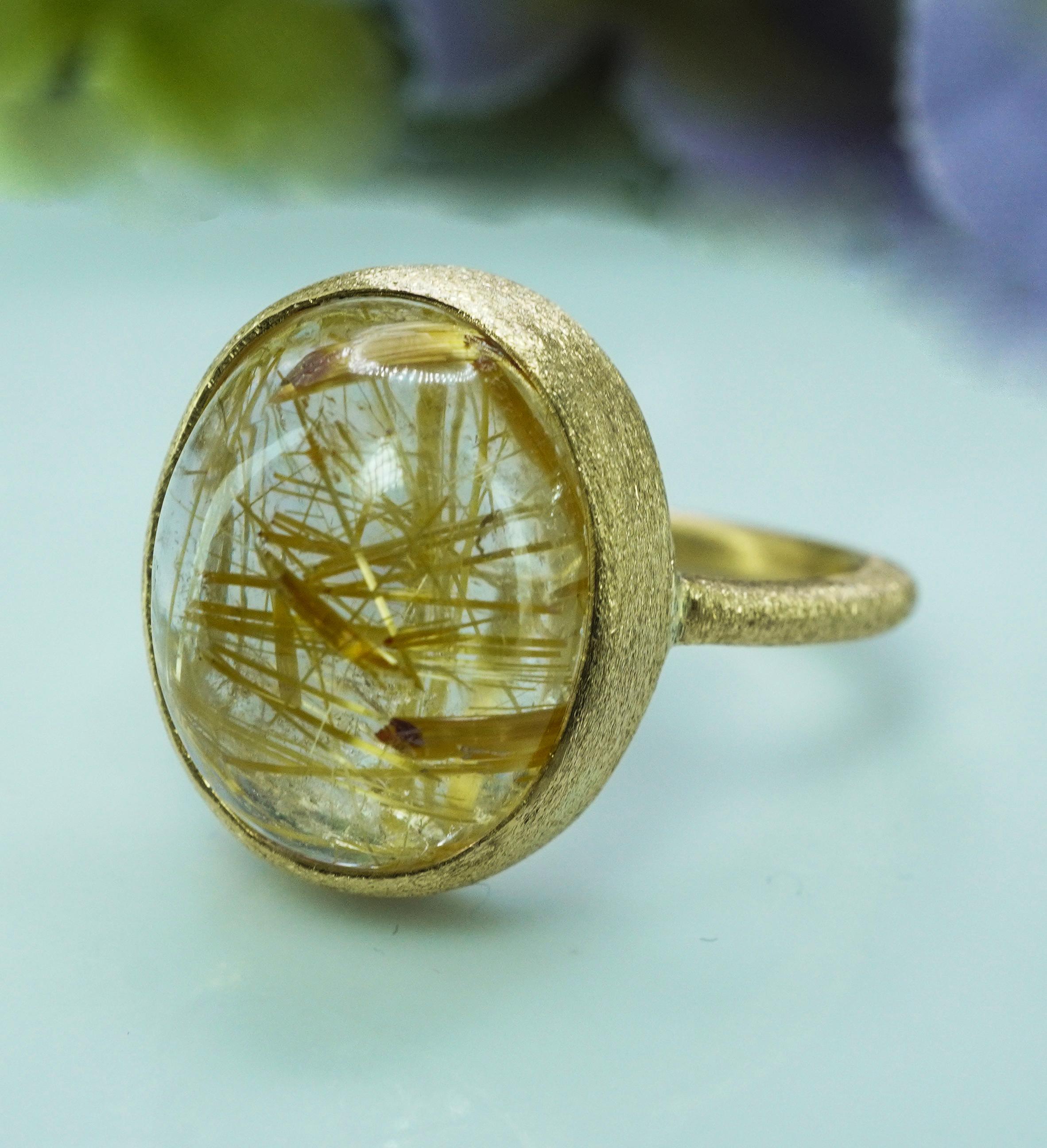 Vintage Golden Rutil Quartz 14K Yellow Gold Solitaire Ring Statement 8.8ct Cabujón en venta