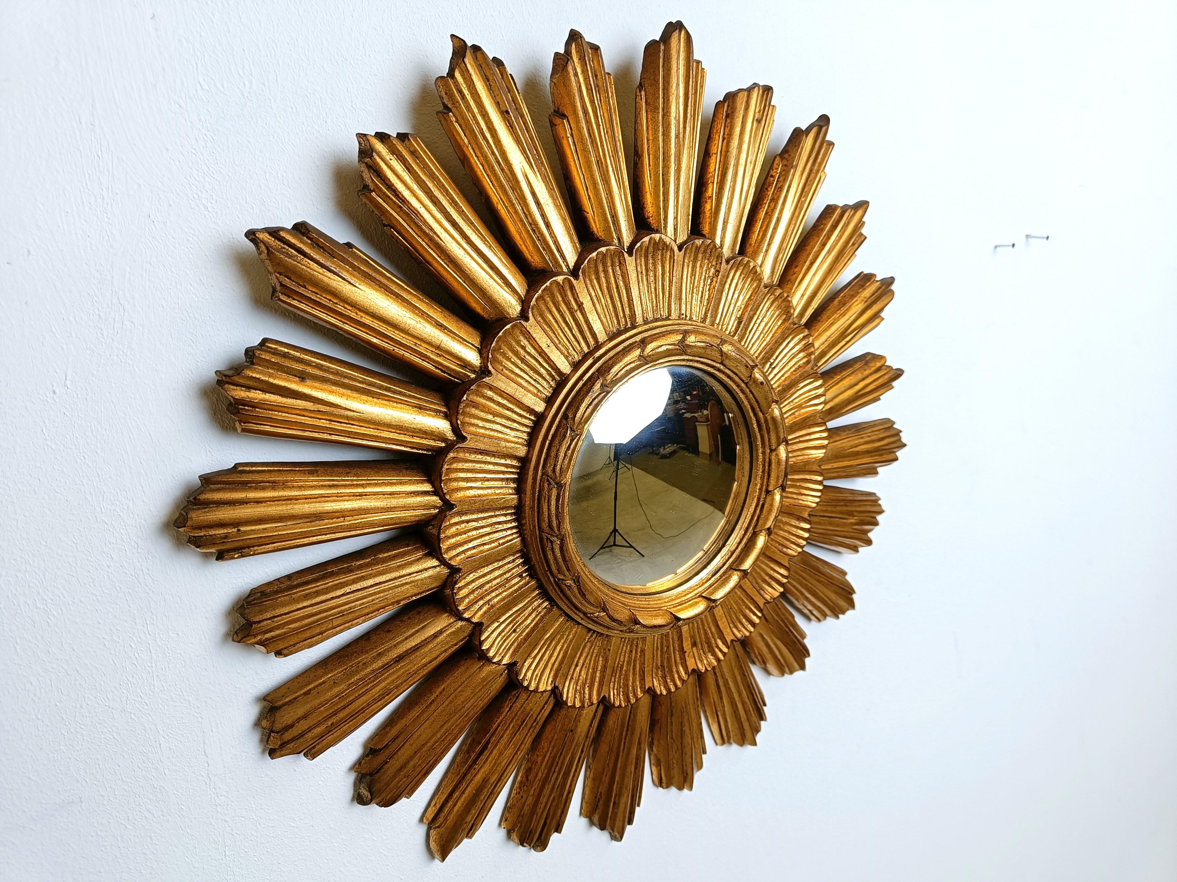 Espejo dorado sunburst vintage, años 60 Imperio en venta