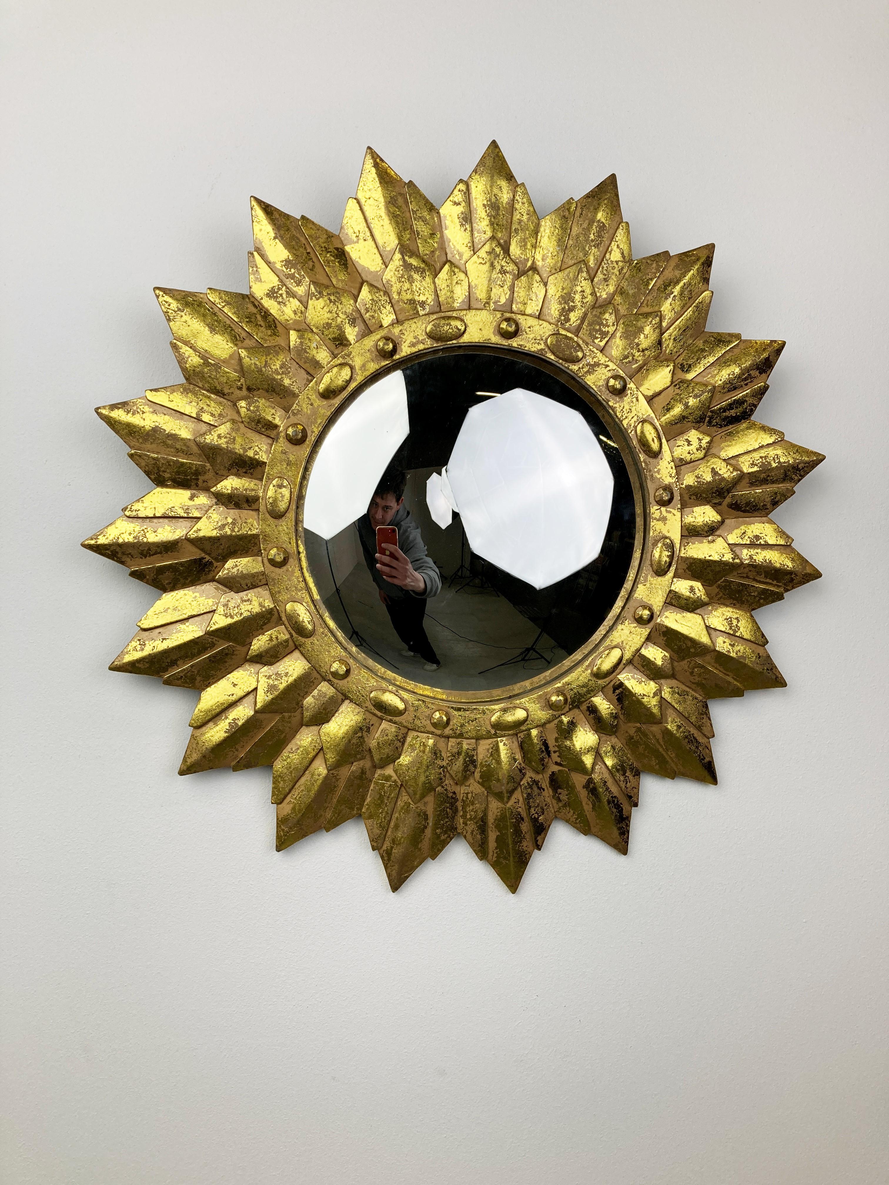 Vintage Golden Sunburst Mirror, 1960s In Good Condition For Sale In HEVERLEE, BE