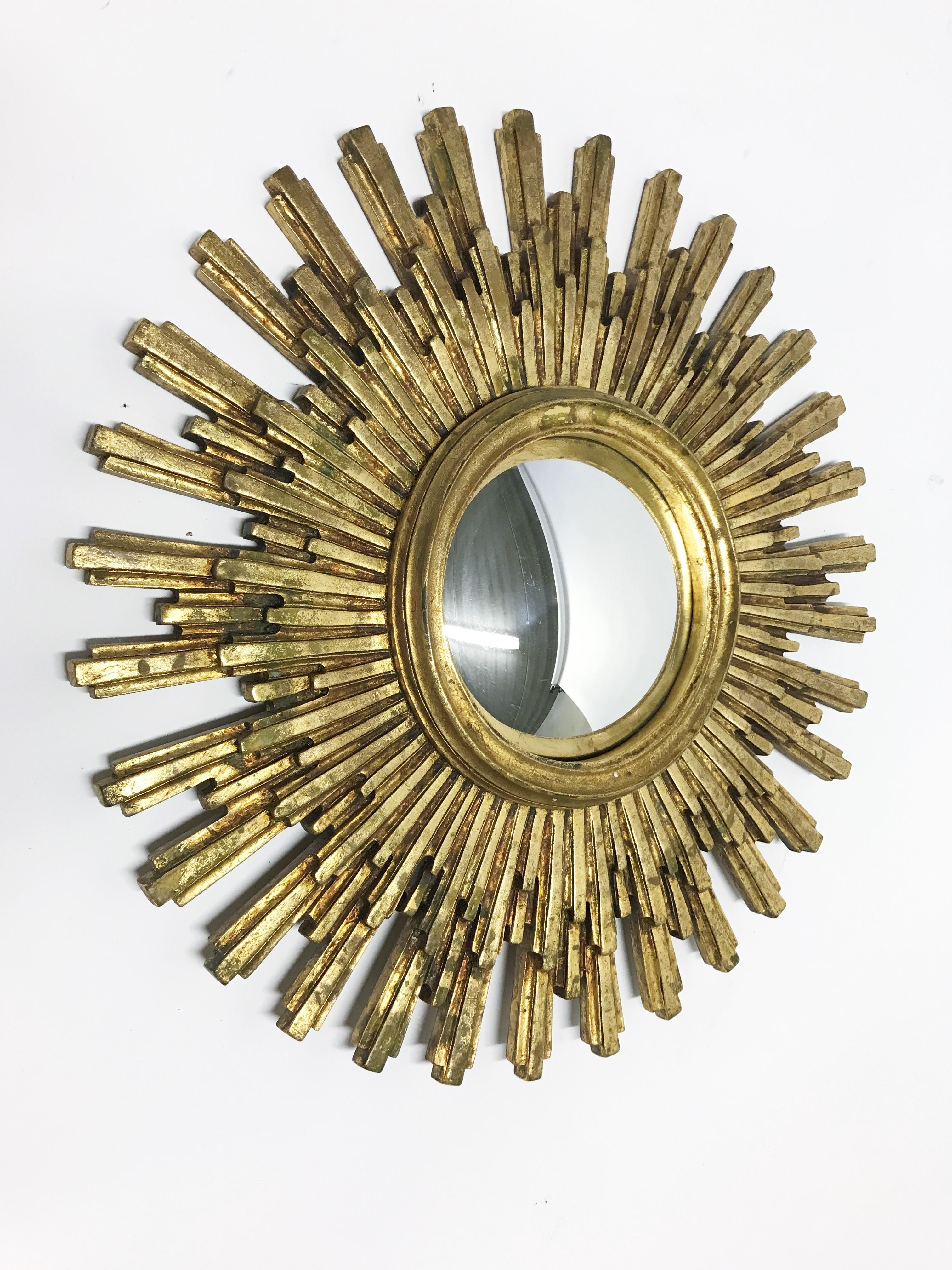 Vintage Golden Sunburst Mirror, 1960s In Good Condition In HEVERLEE, BE